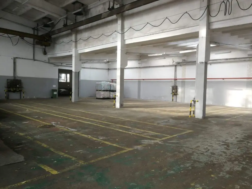 Hala Magazynowa 1700 mkw z Zapleczem Socjalnym
