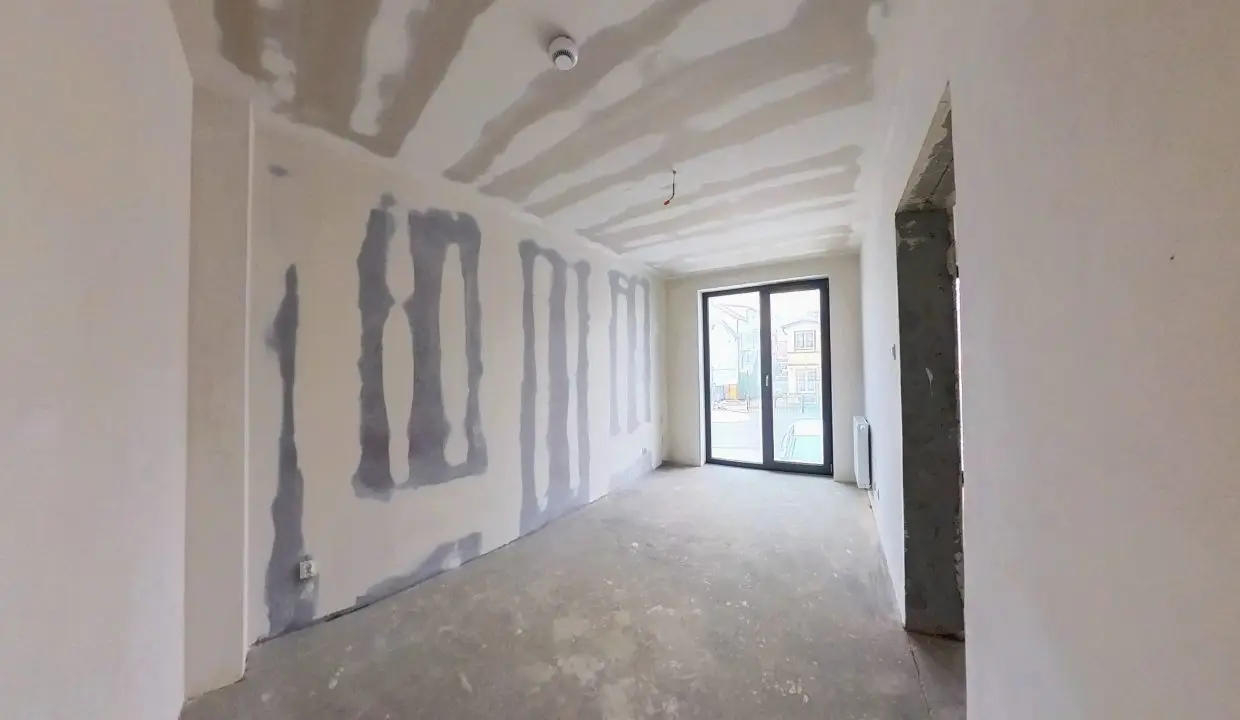 18_IMG_20250412_102405_00_merged_2025-05-15_13-12-31_screenshot