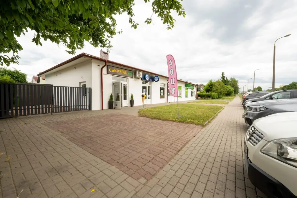 Lokal handlowo-usługowy 70 mkw na wynajem — obok Castoramy