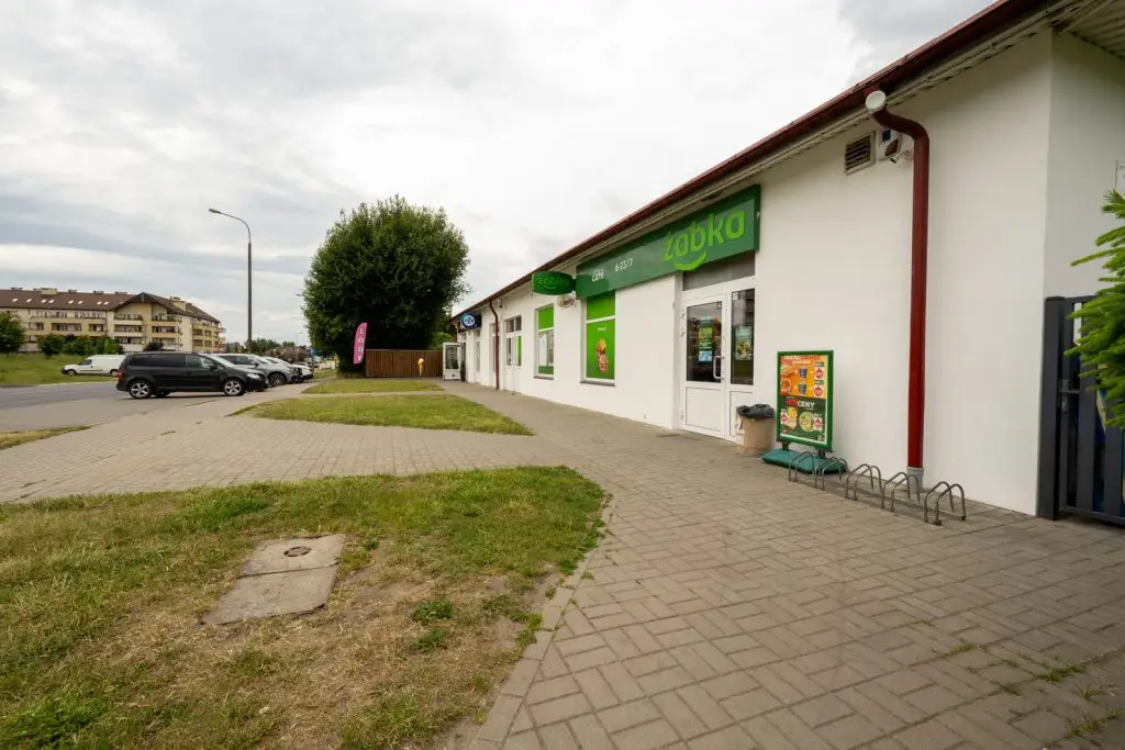 Lokal handlowo-usługowy 70 mkw na wynajem — obok Castoramy