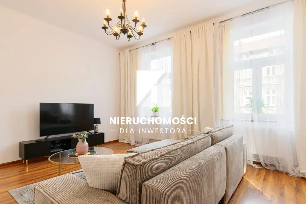 Mieszkanie w Centrum, 3 pokoje, 76 mkw dla rodziny lub firmy